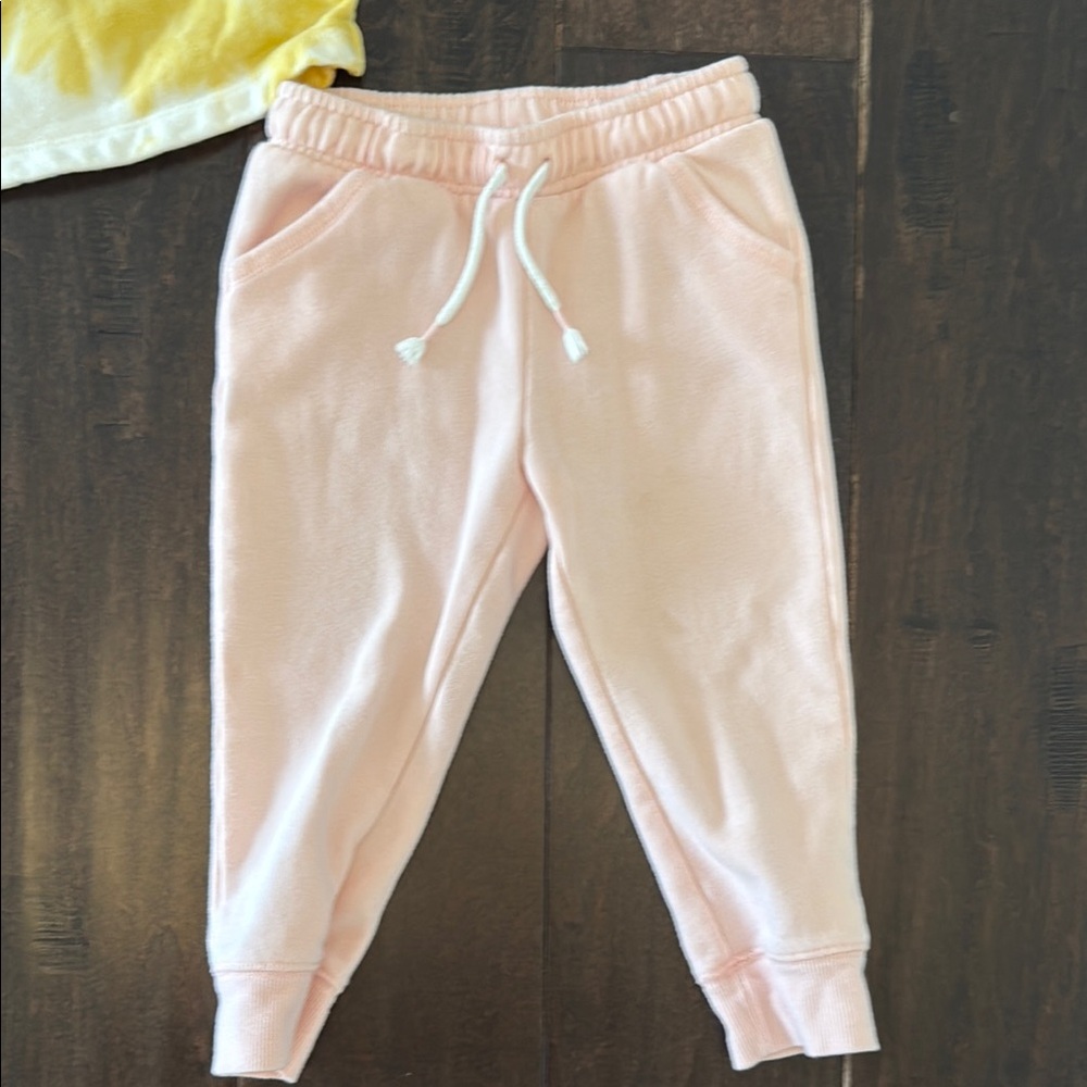 Great for play! Gap Pink and Yellow Tie-Dye Sweatshirt and Cat and Jack joggers - Picture 6 of 9